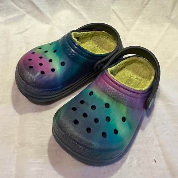 Fuzz-Lined Crocs - Picture 1 of 1